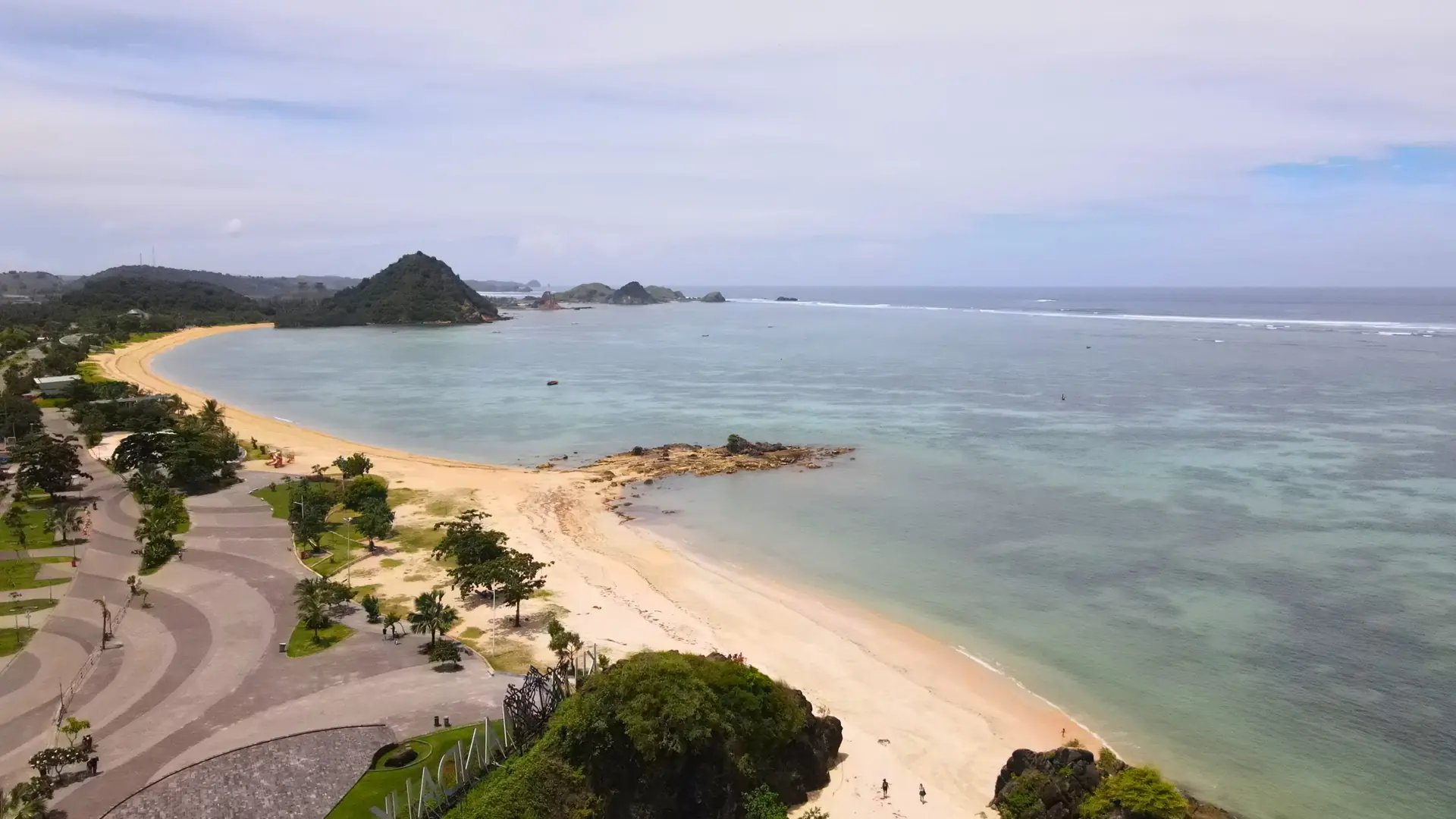 Pantai Kuta Lombok